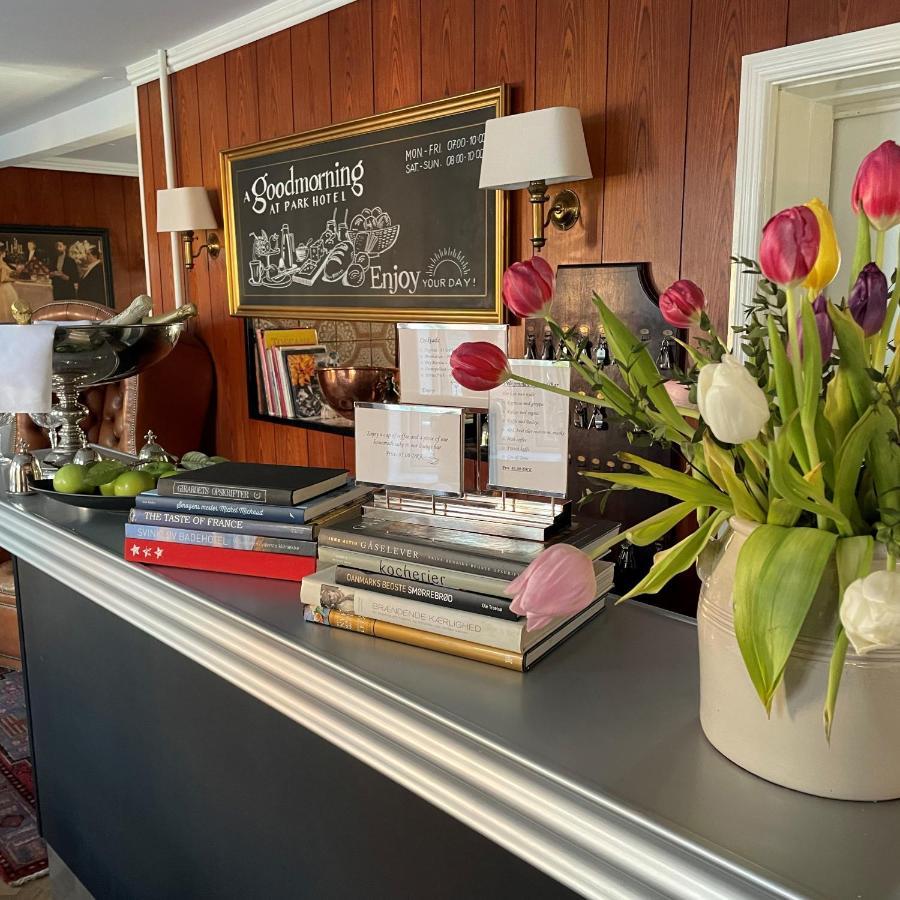 Park Hotel & Vinbar Frederikshavn Zewnętrze zdjęcie