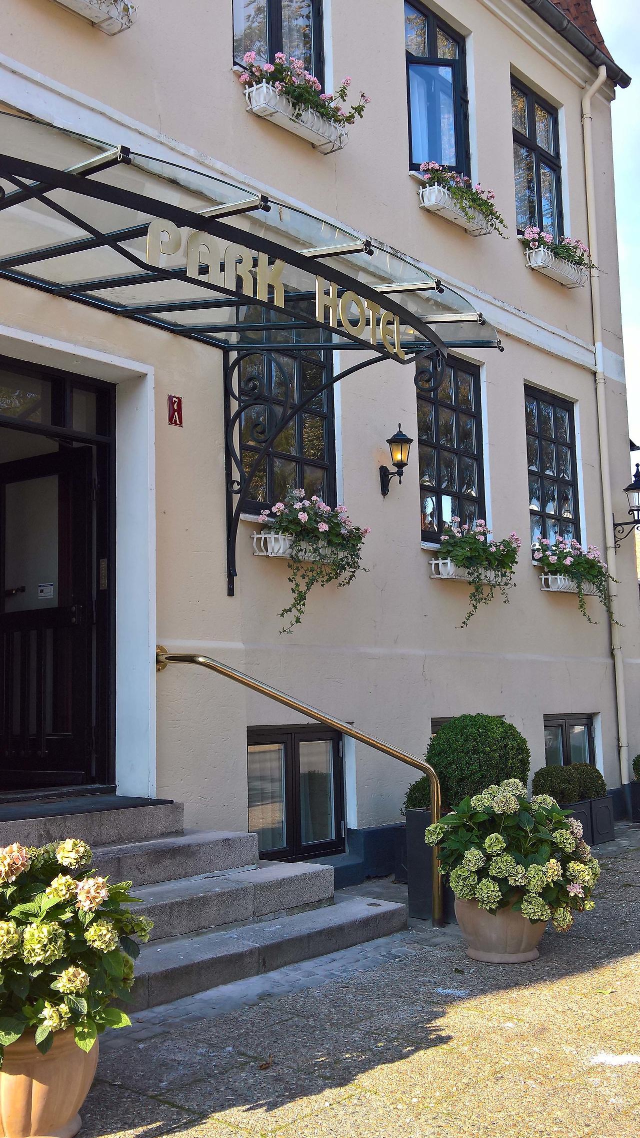 Park Hotel & Vinbar Frederikshavn Zewnętrze zdjęcie